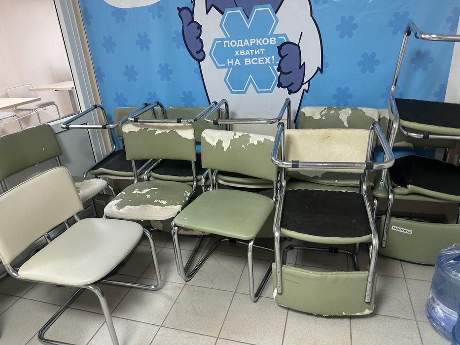 Проддам Стуля 24 шт