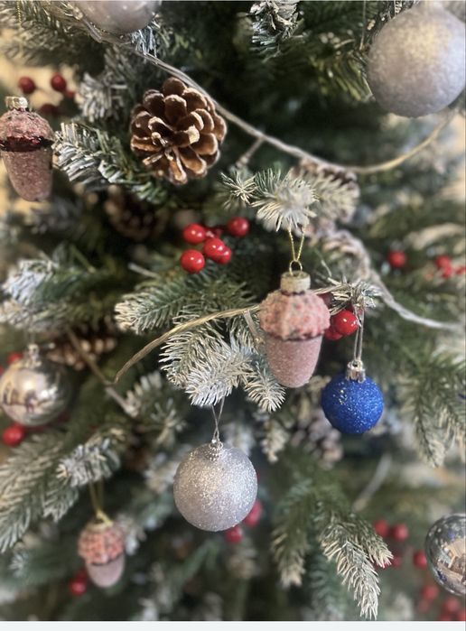 Арча сотилади. Ёлка продаётся. Archa sotiladi