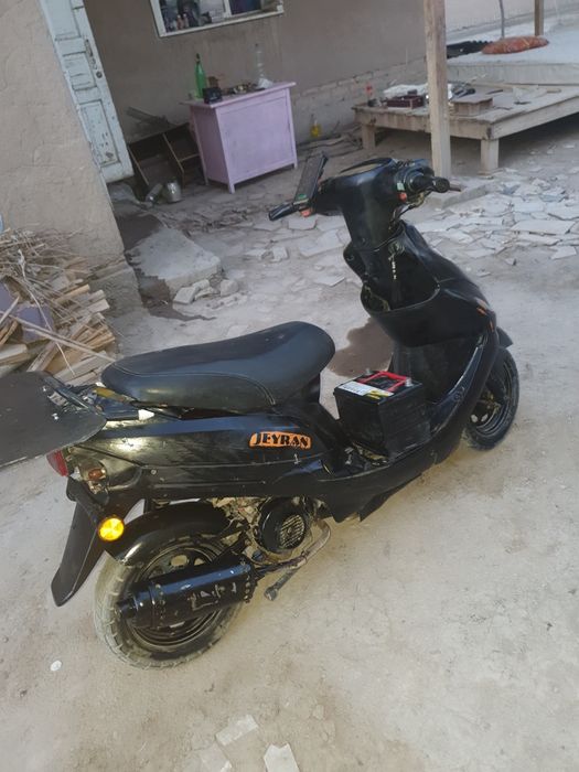 Skuter Jayron 2019 50cc kub 0,12 OIL