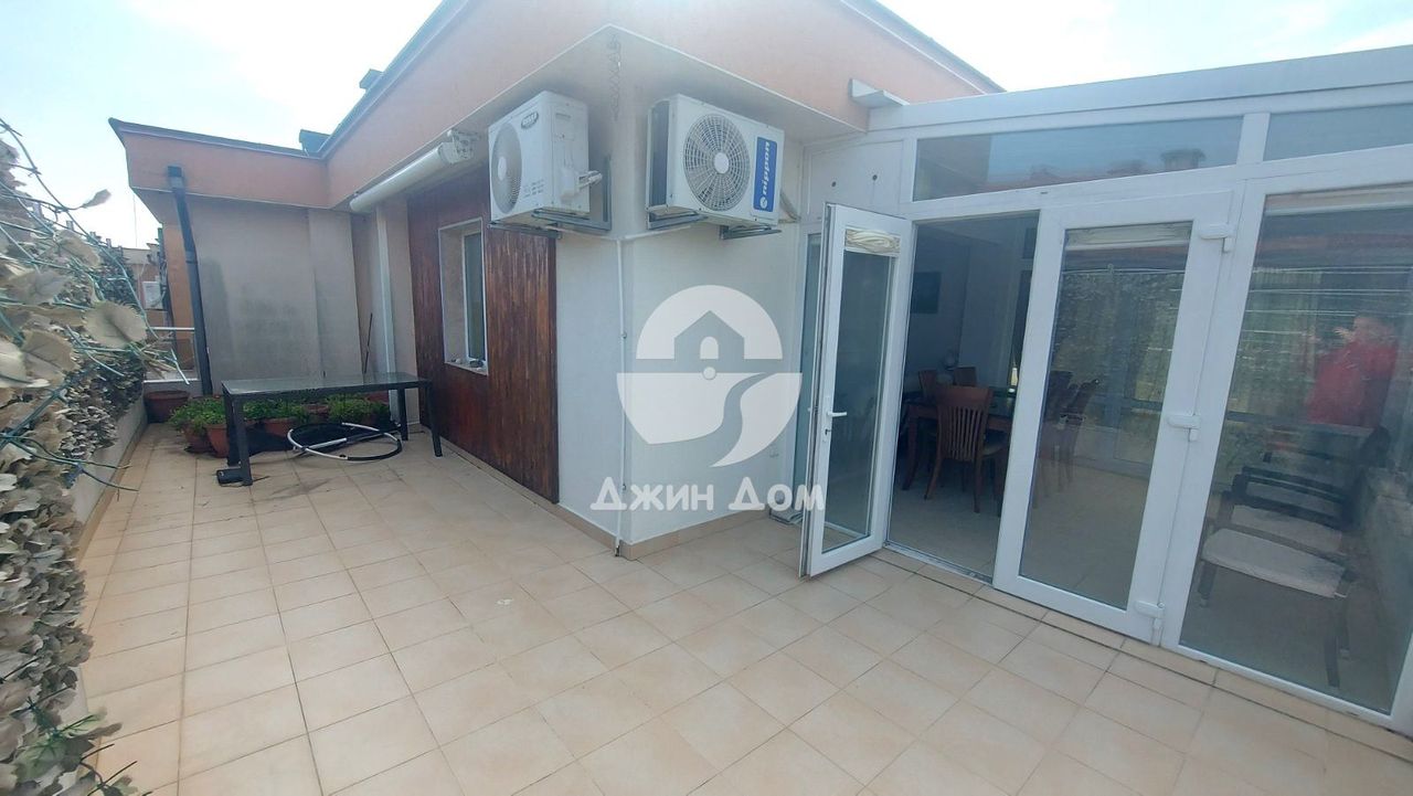 Продава се Четиристаен апартамент в Поморие - 160 кв.м за 1375 €/кв.м - Снимка #10