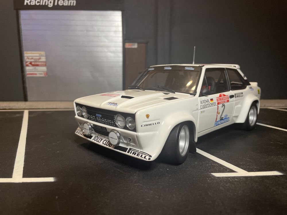 1/18 Модел Fiat 131 Abarth