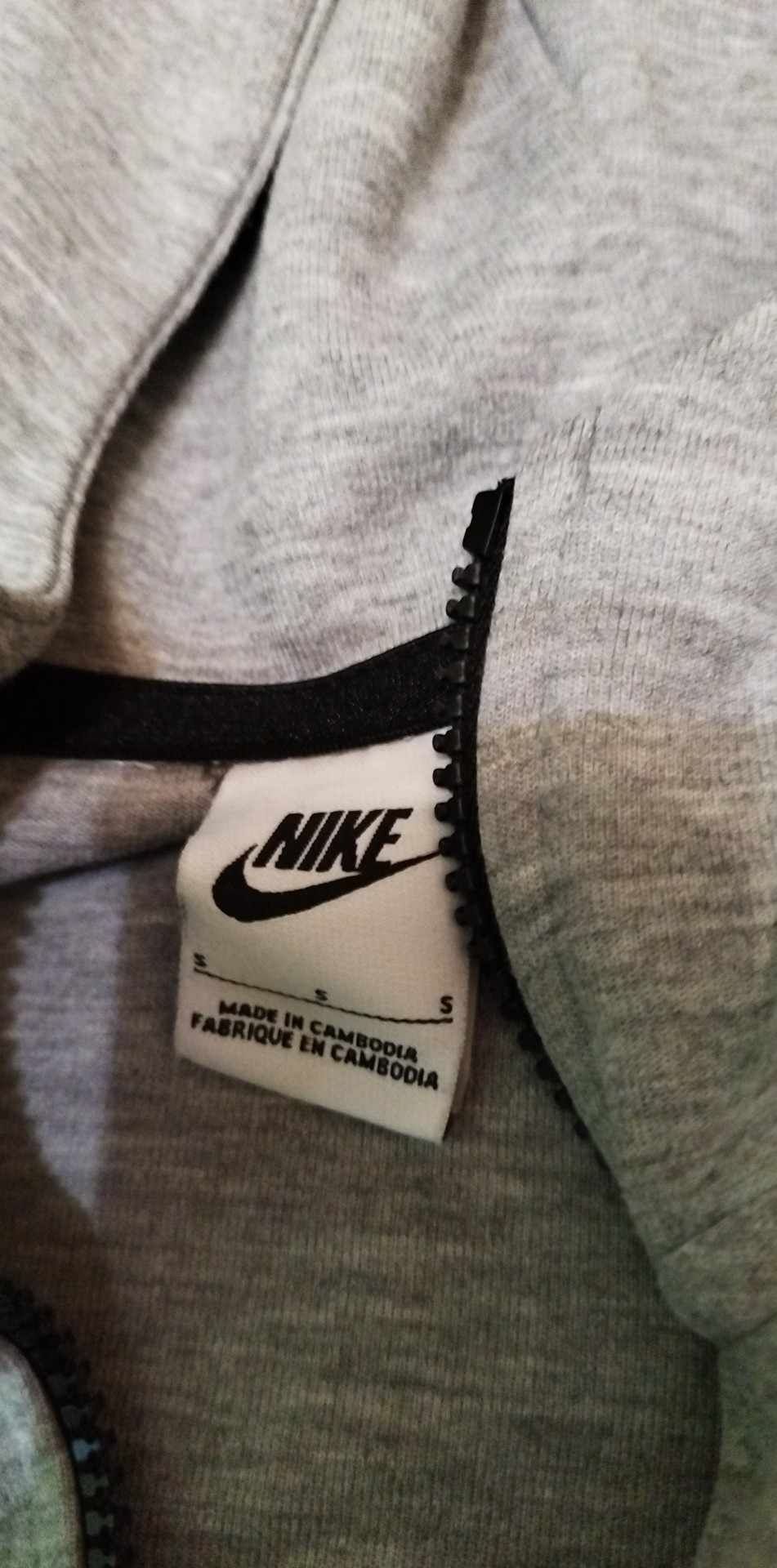 Nike Tech Fleece