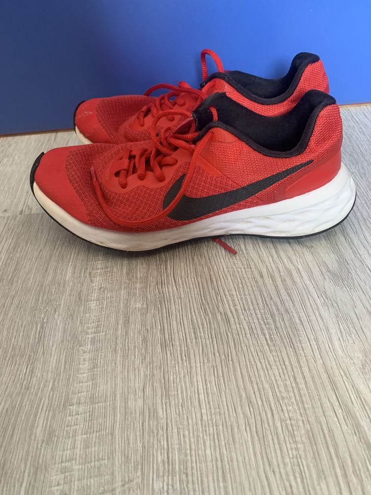 Спортни маратонки Nike