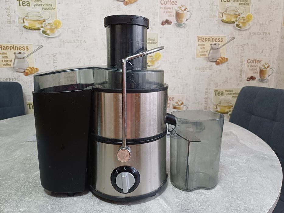 Продам соковыжималку