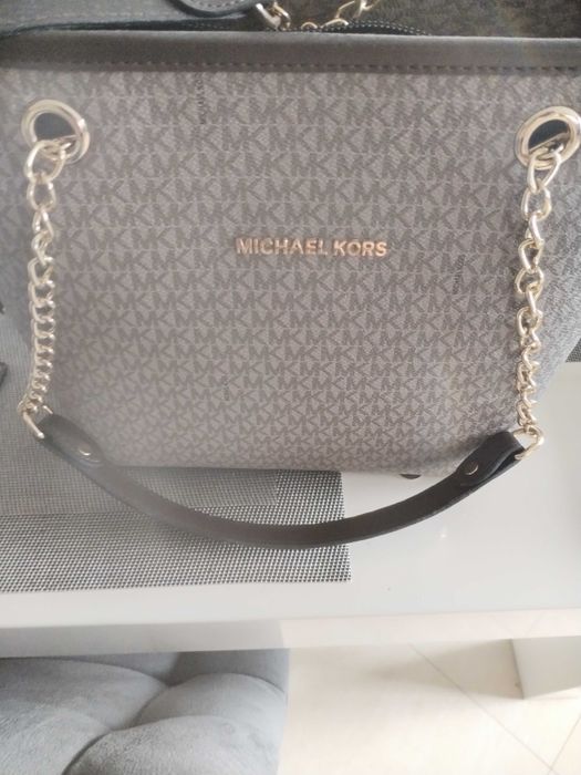 Michael Kors чанта