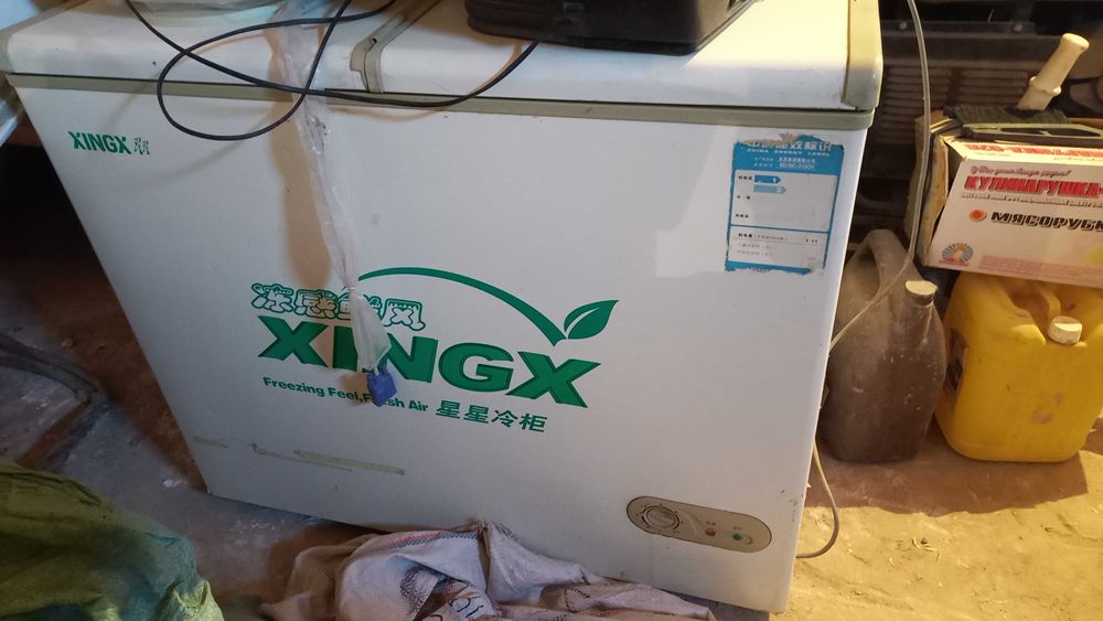 Продам морозильник