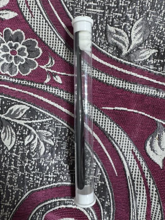 Зубная щётка много щетинок