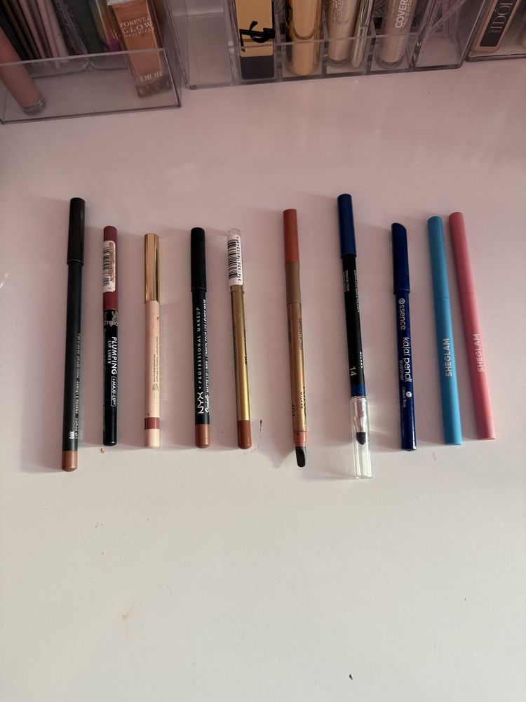 Декортивна козметика - Huda beauty, Rare Beauty, Essence, YSL и др.