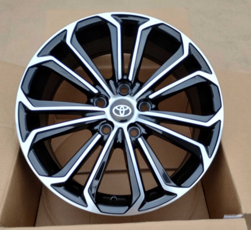 Jante 15 Toyota Corolla Prius Auris pe R15 cu 5 x 114.3 R15