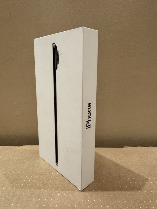 iPhone 17 Air | 256GB | Фабрично запечатан | Space Black |