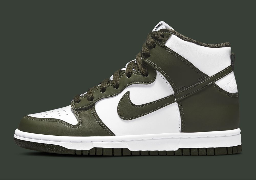 Nike dunk high olive green кецове