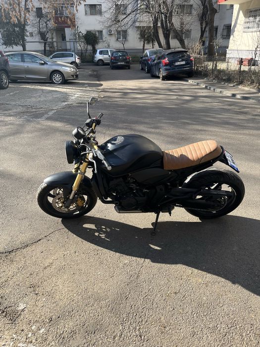 Honda Hornet Pc41 - injectie - cafe racer