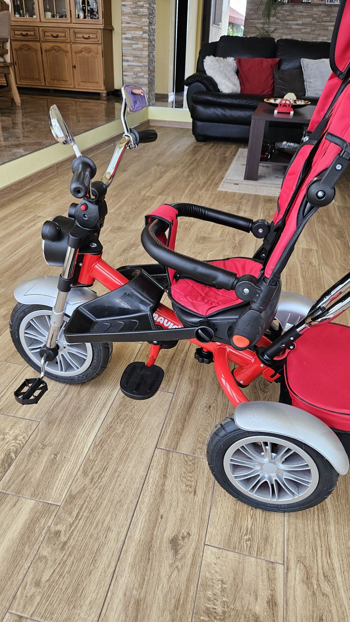 Tricicleta pentru copii Mavio