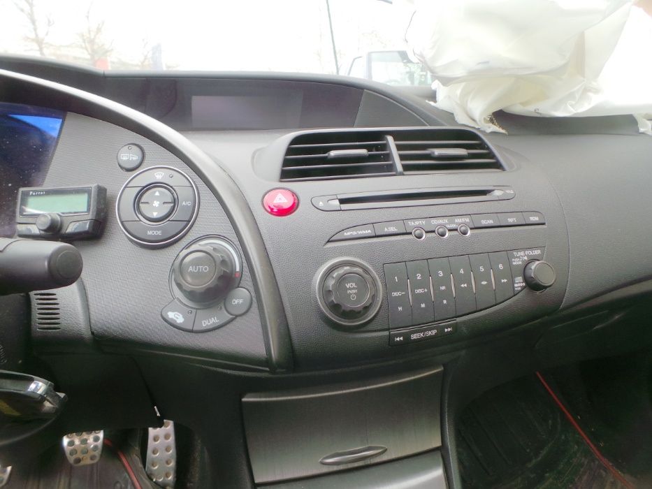 Хонда Сивик 2009г 1.4 В-Тек