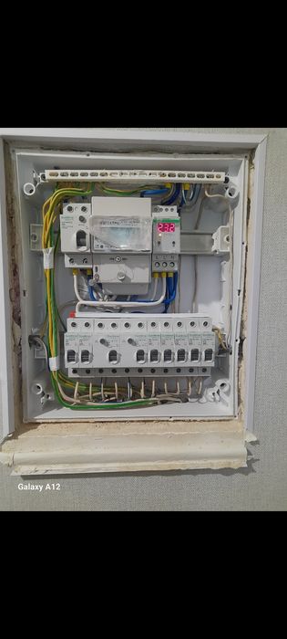 Электрик
Электрика под ключ.
Умный дом.
Электрика дизайн проект.
Хар