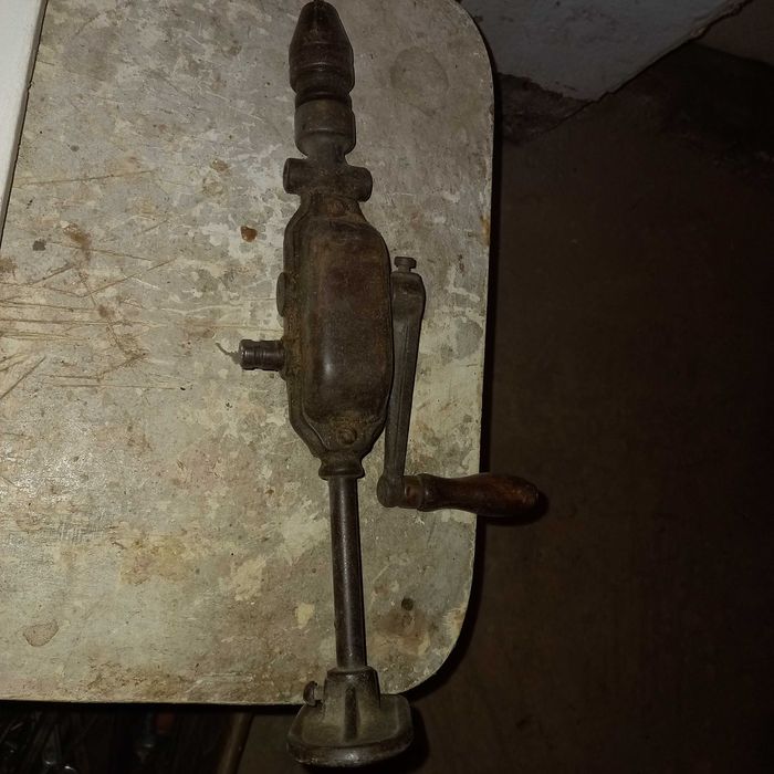 Стара ръчна дрелка