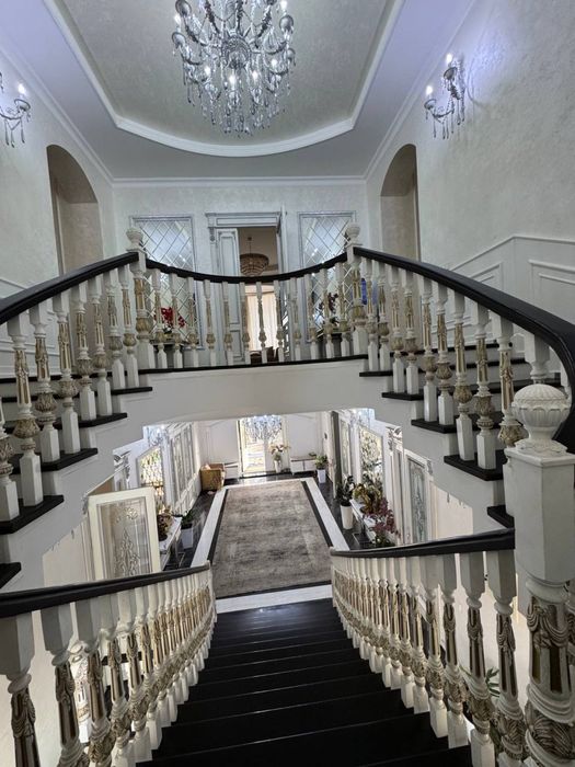 Срочно Сдается Яккасарайский р-н шикарный больщой дом