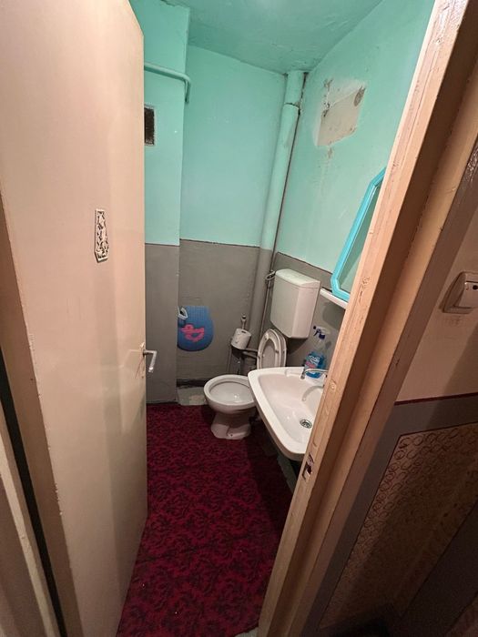 Vand apartament 3 camere