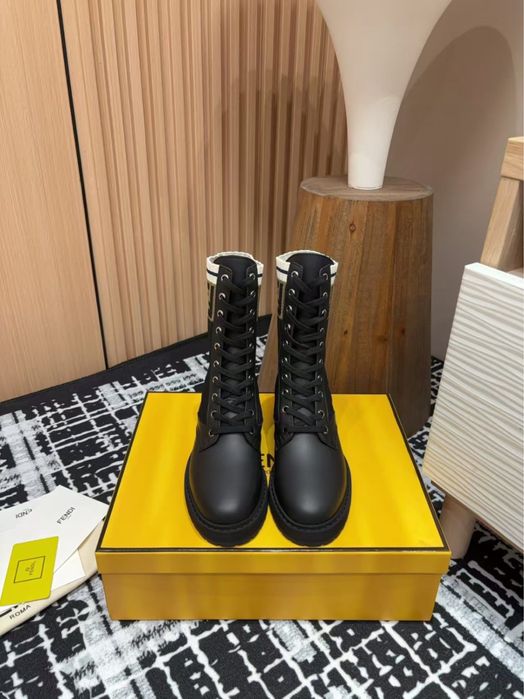 Fendi Rockoko Combat Boots 37 номер