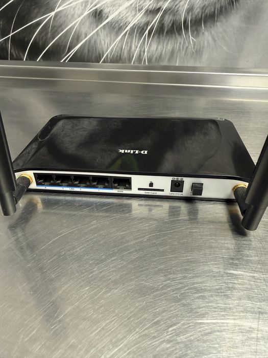 Router D-Link cu sim DWR-921