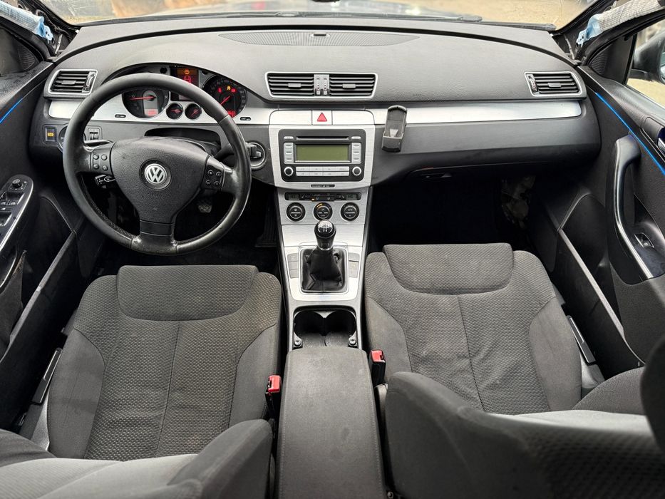 Volkswagen Passat 1.9 Diesel 2007 avariat,lovit,defecr