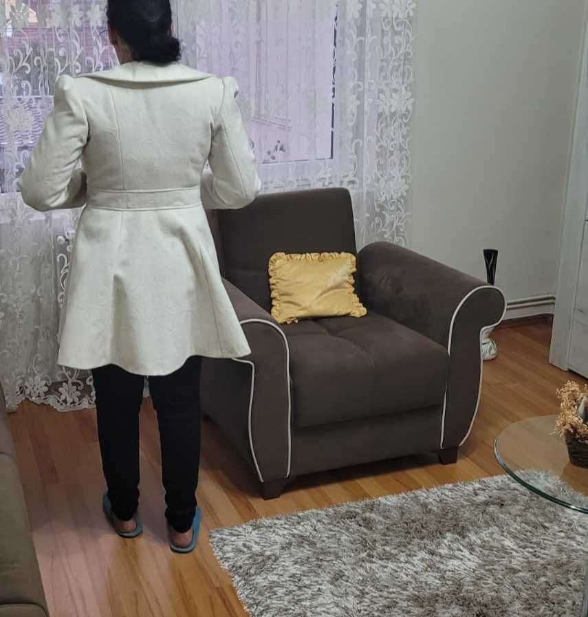 Palton- La Donna- Mărimea 38.