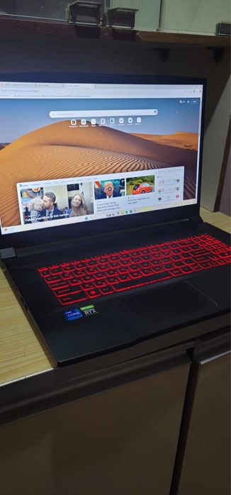 Из Корея Ноутбук MSI Sword 17 A11UD