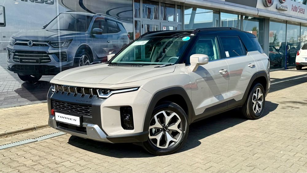SsangYong Torres 2025 Style 1.5GDI 163HP 2WD A6 - 2Ton Latte Greige / TEAL GREY ec