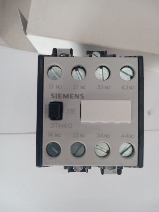 Contactori Siemens 3rt2027,3rt2025-1bb4r, si3th40,3rt1017,3rh1140,3rr2