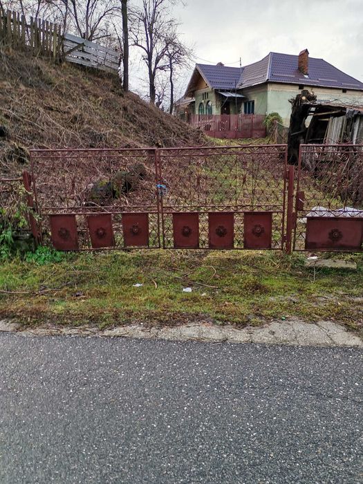 Casă 6 camere mobilată- utilată+3500 mp teren, la 10 min de Câmpulung