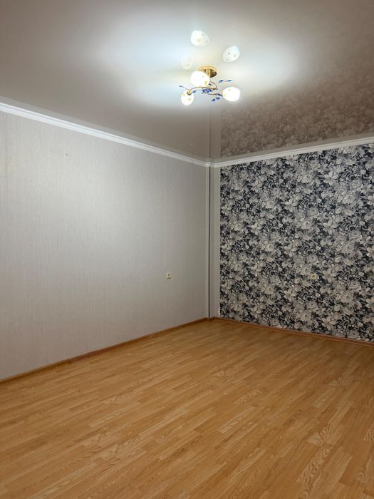 Продается 2 комн кв .р-н зачаганск.