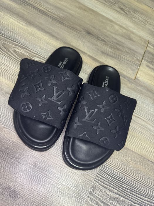 Papuci Louis Vuitton