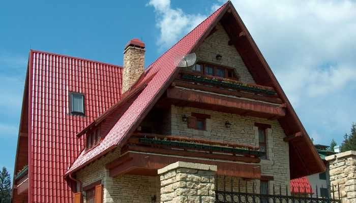 Dulgherie acoperisuri - montaj tigla metalica acoperisuri