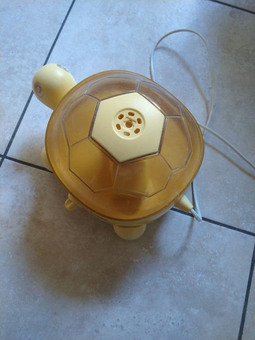 Vând umidificator camera copiilor broscuta
