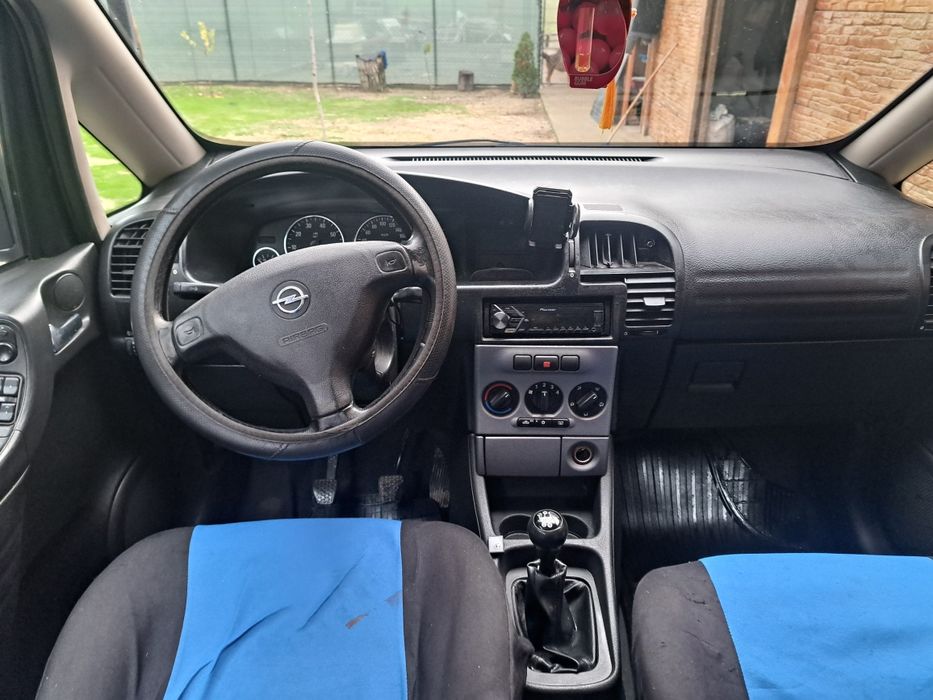 Vând OpelZafira 2003 cu GPL omologat
