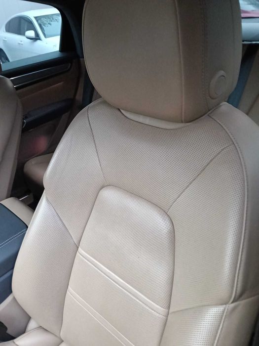 Autoturism Porsche Cayenne TURBO