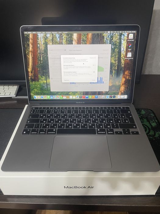 Macbook Air 13 M1, 8/256.