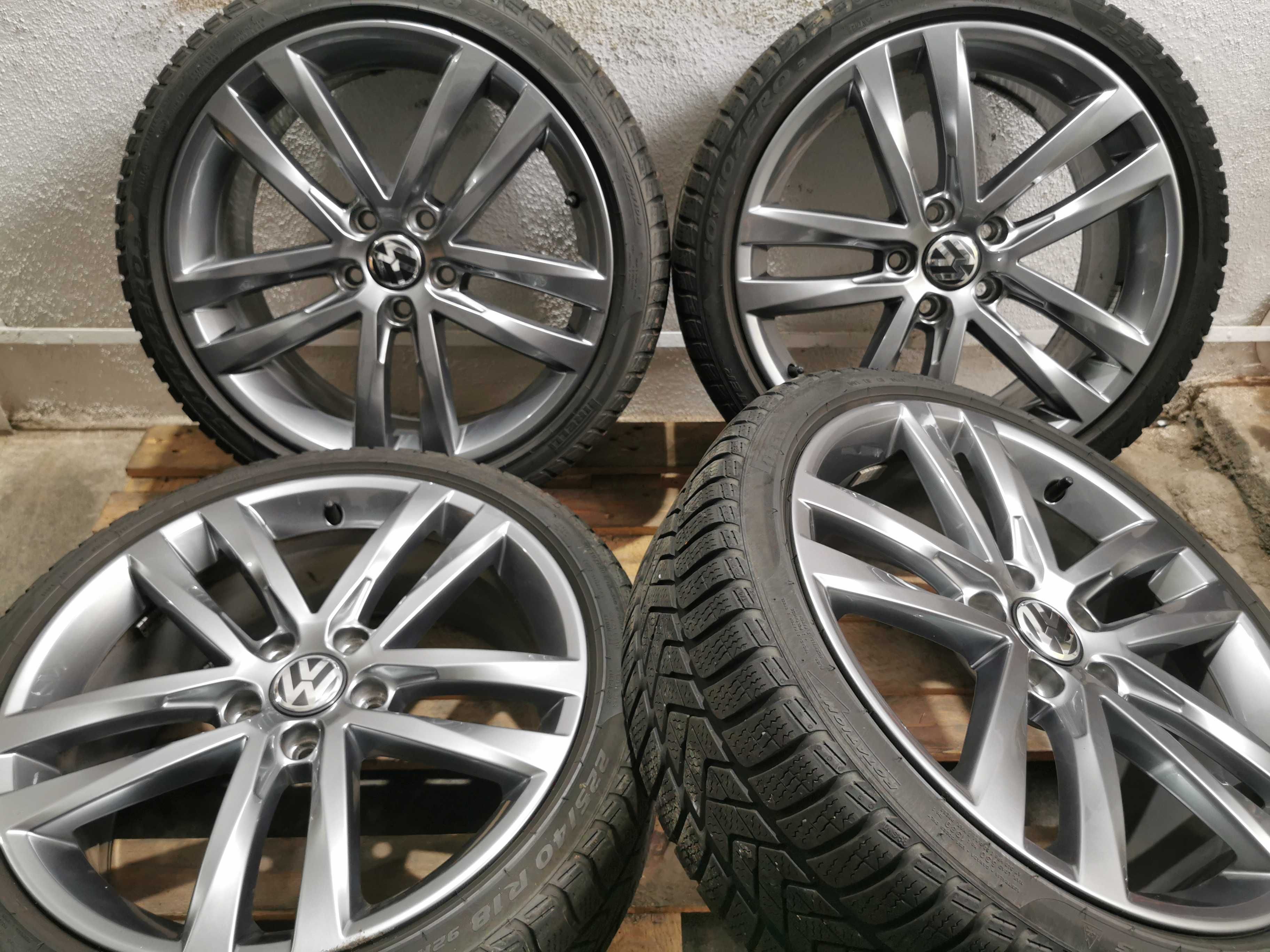 Jante Originale Vw Golf  7 . R 18 cu anvelope de iarna