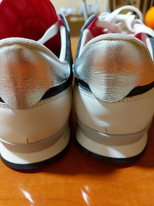 Pantofi sport (adidasi)