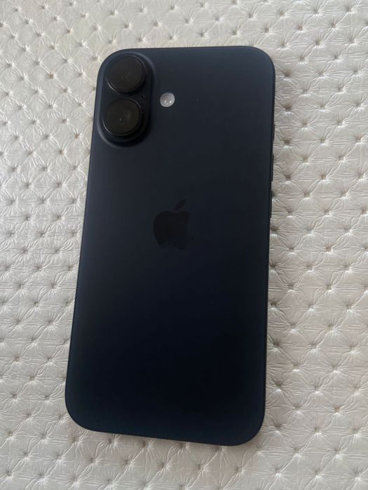 Айфон 16 в хорошем состоянии