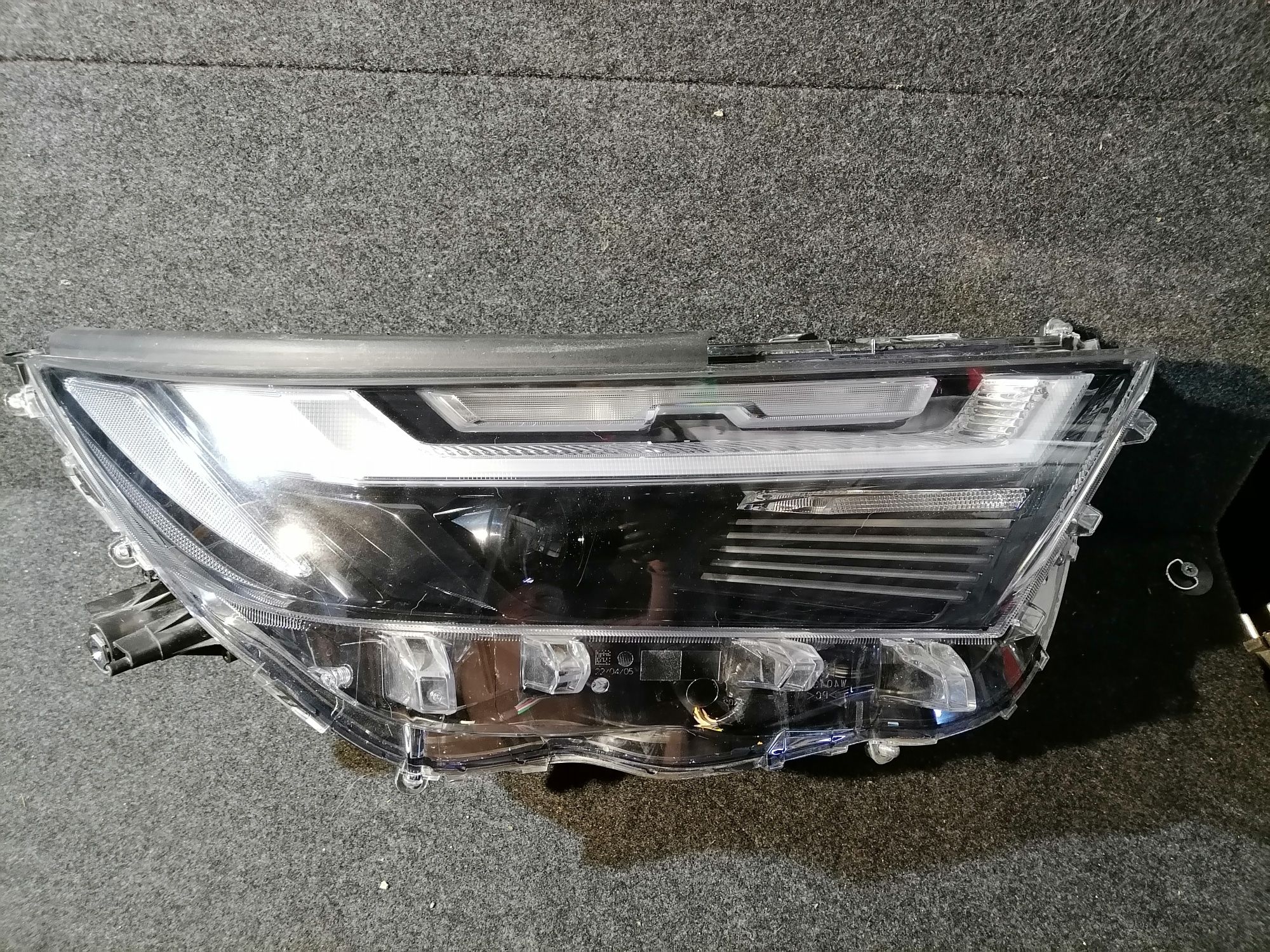Far dreapta Fulled  Toyota Rav 4 an 2022-2024