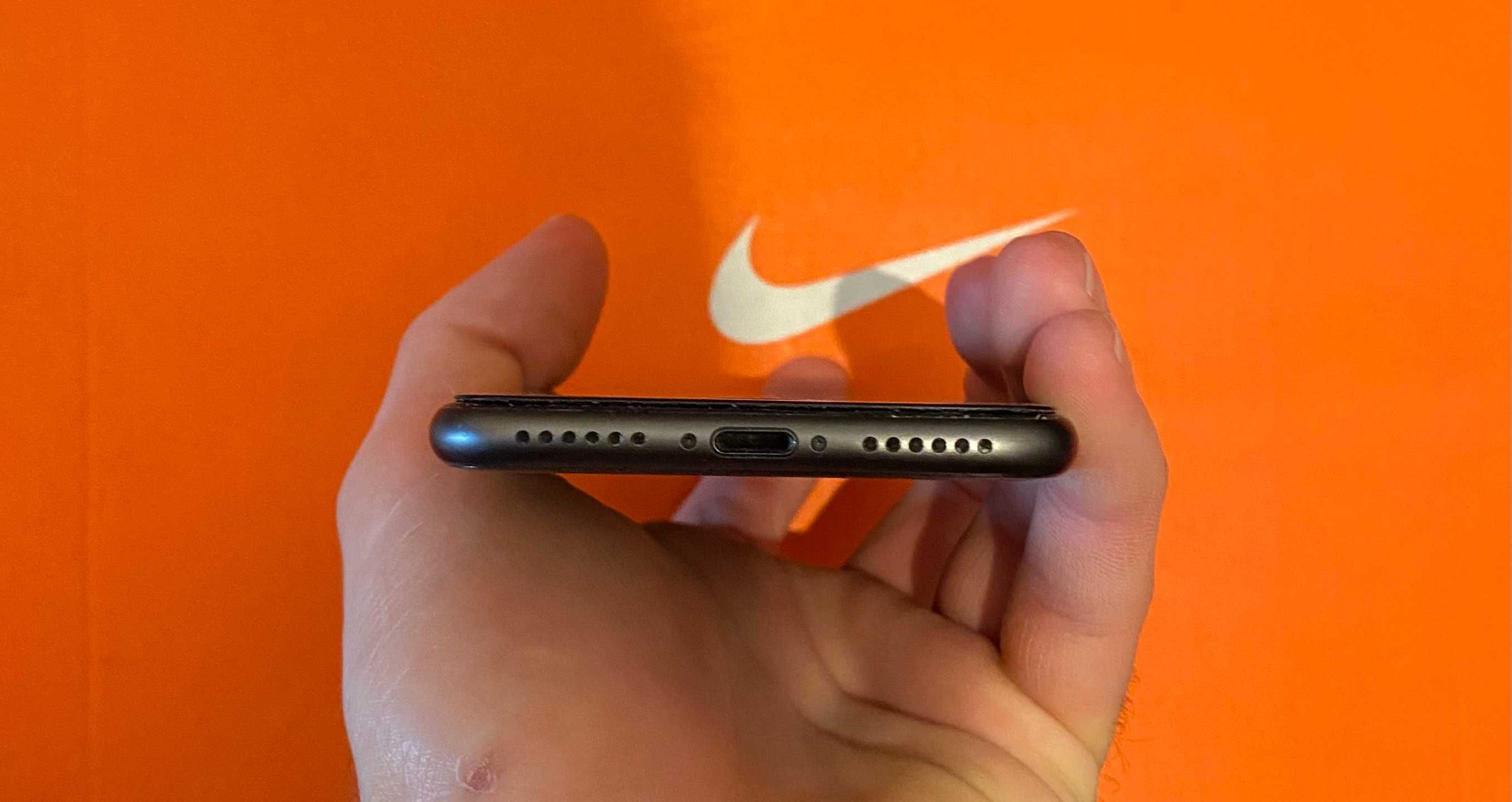 iPhone 8 256GB Space Gray 100% Живот на Батерията