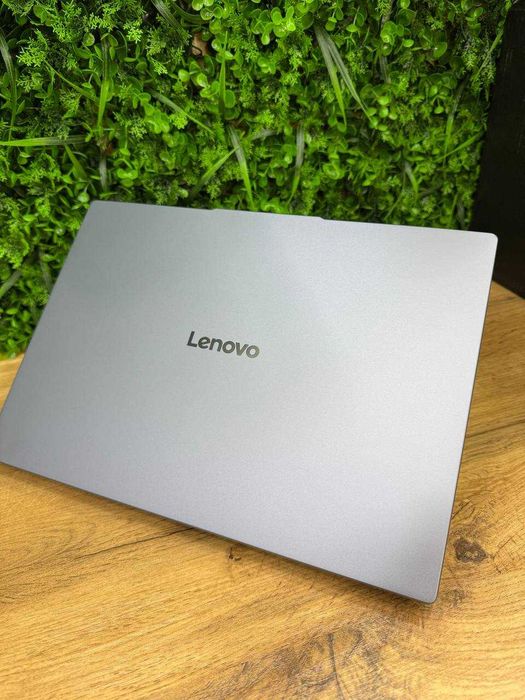 LENOVO Ideapad Slim5/ Core 5 210H/16gb ddr5/512gb ssd/16,0 2,8K OLED