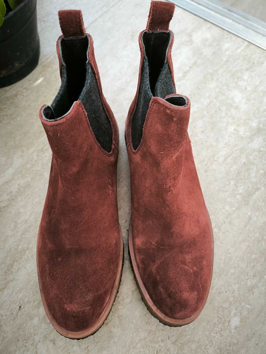 Ghete Mahony de piele