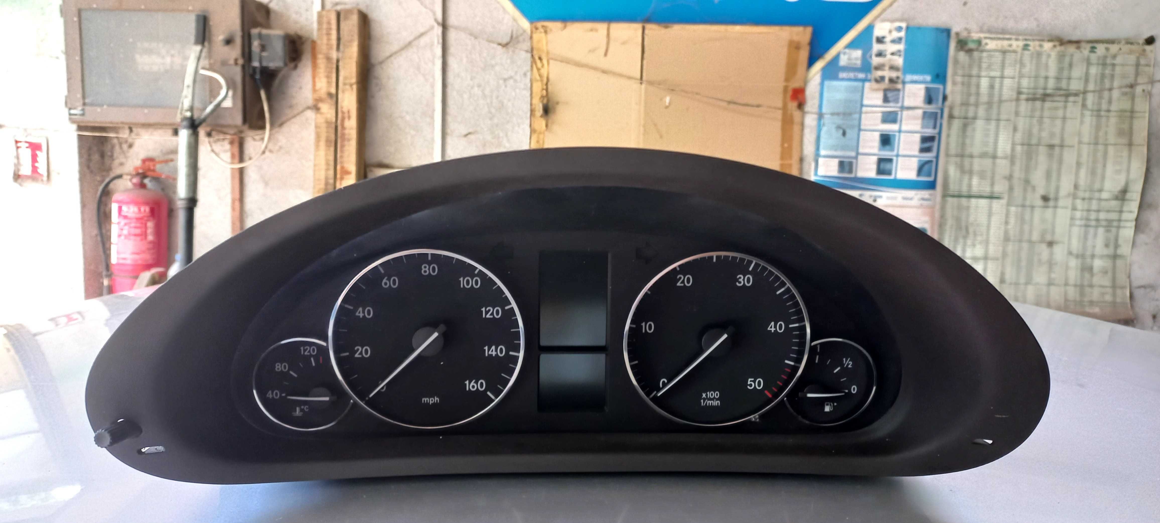 Табло за Мерцедес W203