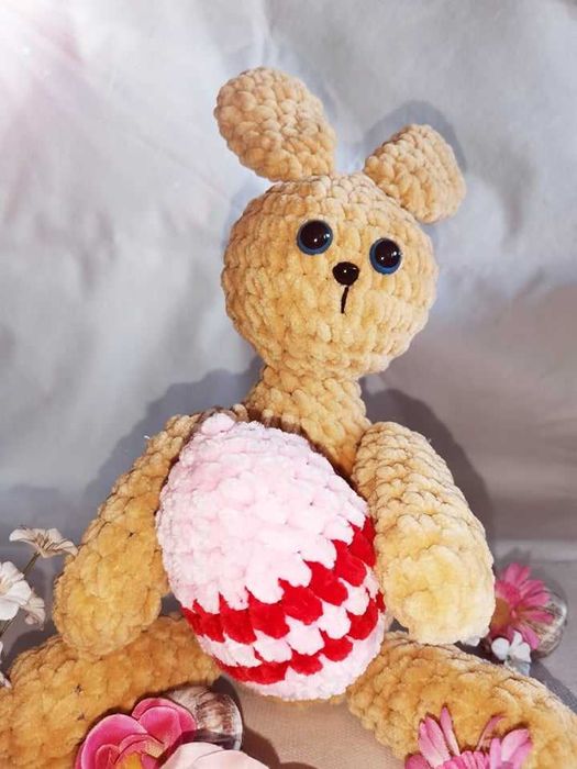 Плюшено зайче амигуруми