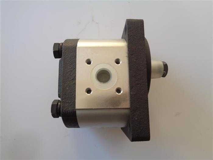 pompa hidraulica ford new holland same putzmeister beton bosch