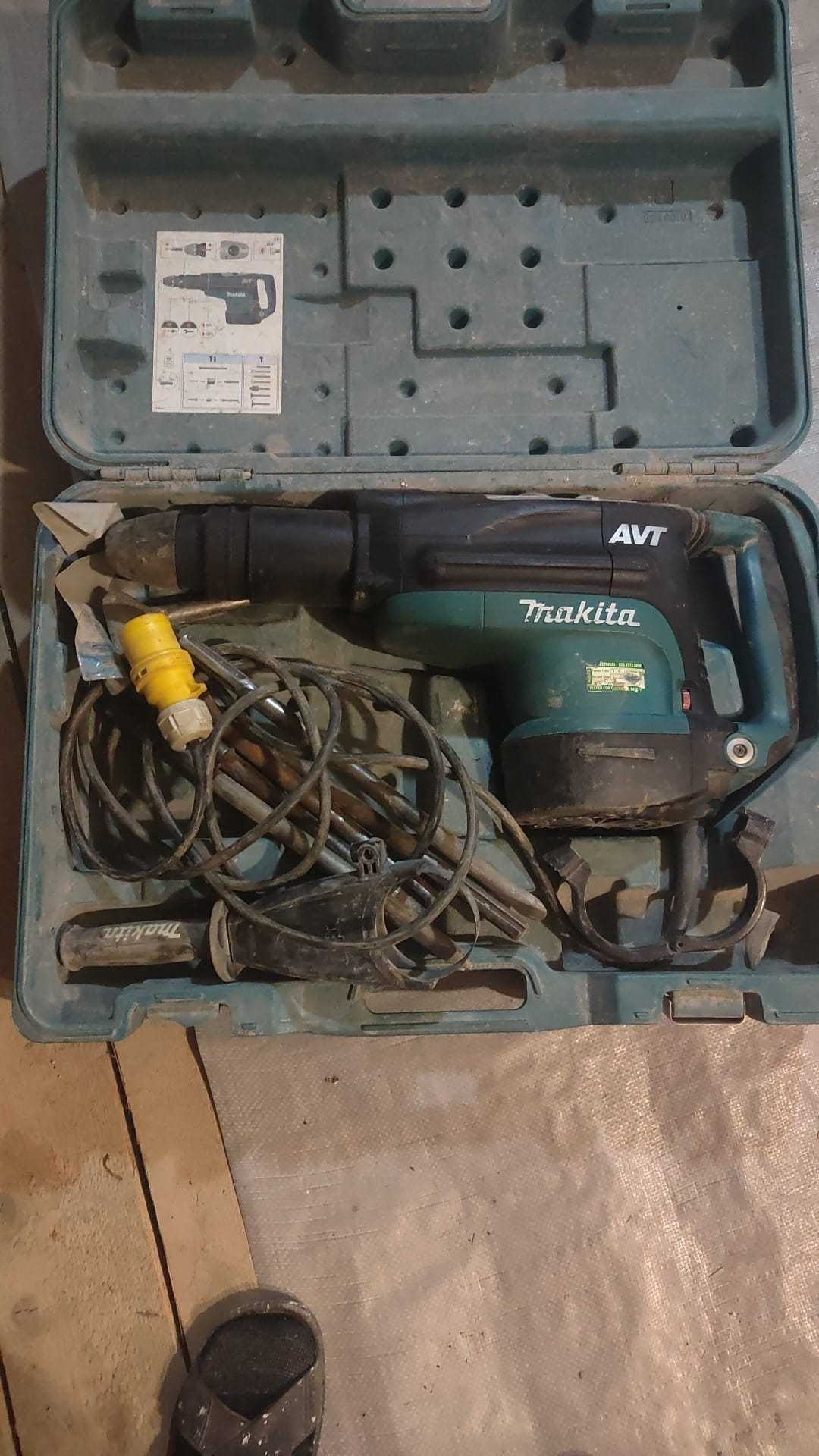 Ciocan rotopercutor MAKITA HR5211C, 1500W- 110V