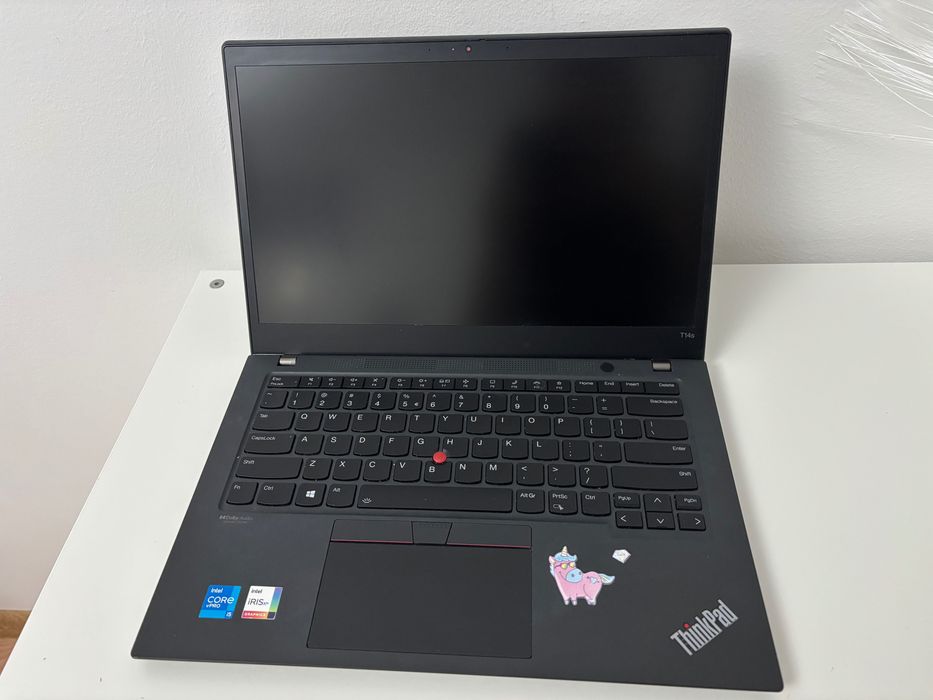Vând laptop business Lenovo ThinkPad T14s Gen 2i, ultrabook premium