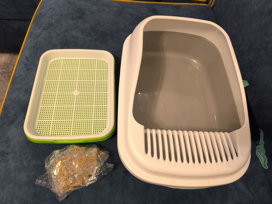 Продам новый кошачий лоток и набор для выращивания травы для кошек